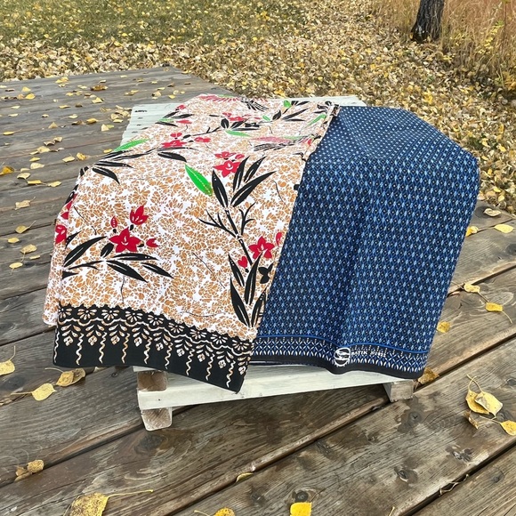 2 Sarongs purchased in Thailand - Picture 1 of 9